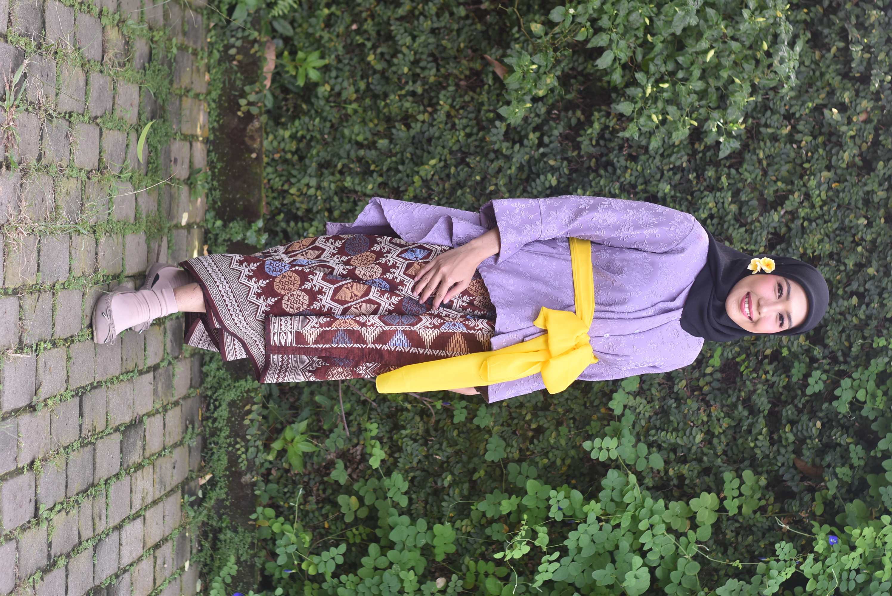 <center>Guru Kelas<br>Resty Prihatiningsih, S.Pd</center>