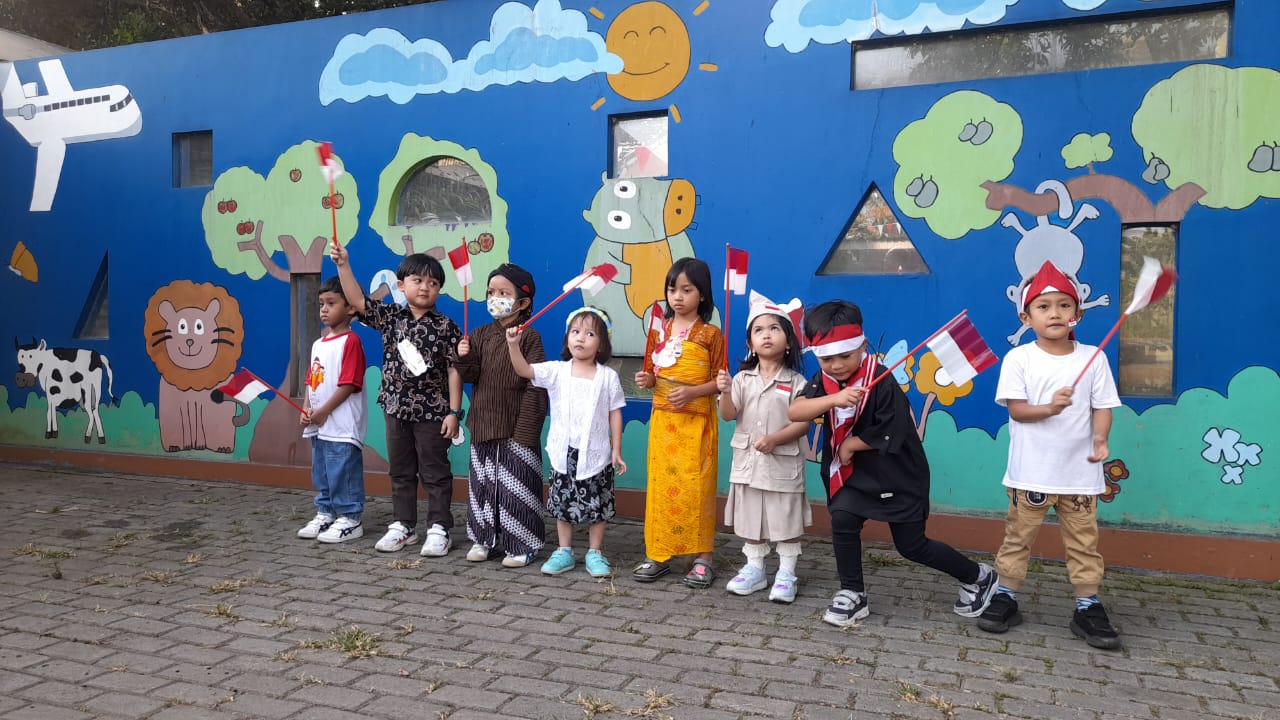 <center>Perayaan Hari Kemerdekaan Republik Indonesia ke-78</center> video